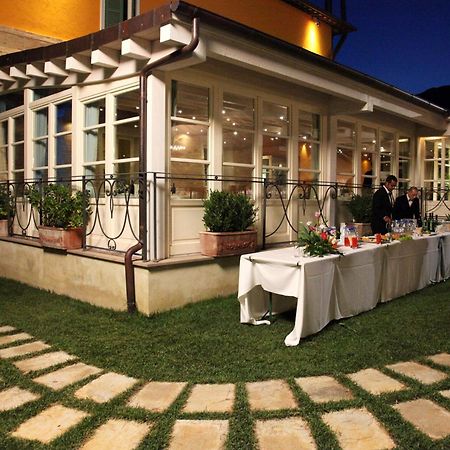 Relais Villa Fornari Camerino Buitenkant foto