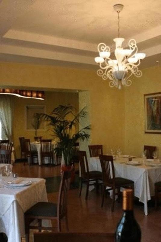 Relais Villa Fornari Camerino Buitenkant foto