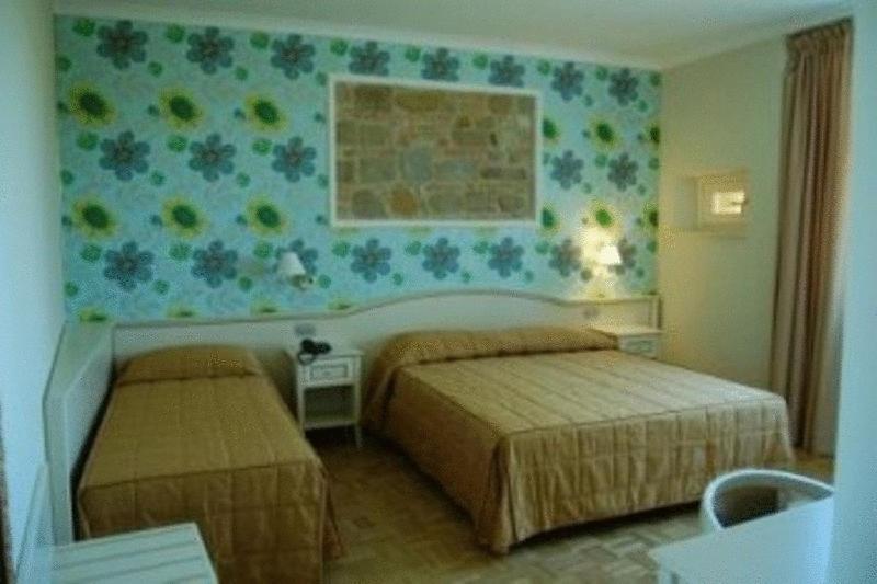 Relais Villa Fornari Camerino Buitenkant foto